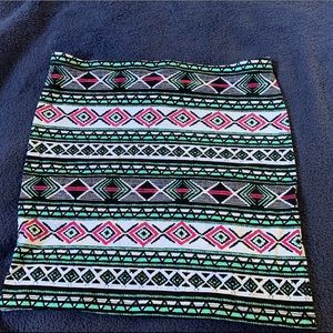 H&M Patterned Miniskirt L